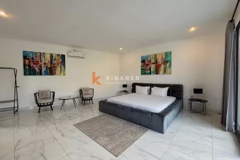 3 bedrooms Villa in Seminyak, Badung, Indonesia No. 11814 13