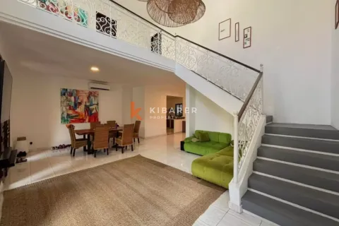 3 bedrooms Villa in Seminyak, Badung, Indonesia No. 11814 2