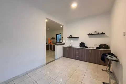 3 bedrooms Villa in Seminyak, Badung, Indonesia No. 11814 6