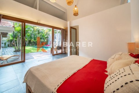 3 bedrooms Villa in Kerobokan, Badung, Indonesia No. 11812 22