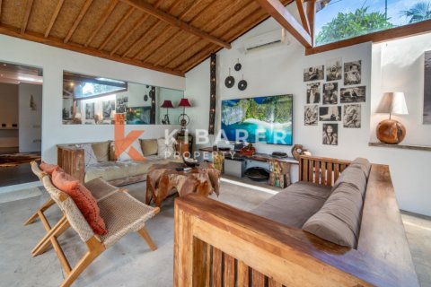 3 bedrooms Villa in Kerobokan, Badung, Indonesia No. 11812 9
