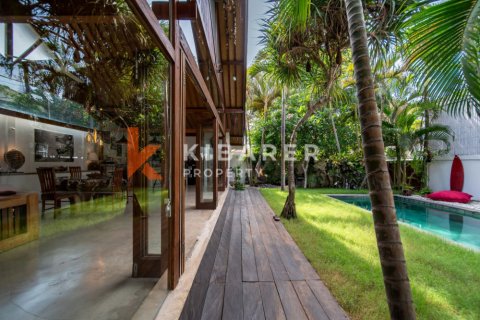 3 bedrooms Villa in Kerobokan, Badung, Indonesia No. 11812 7