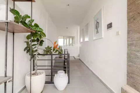 3 bedrooms Villa in Canggu, Badung, Indonesia No. 12405 8