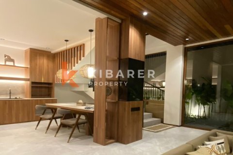 3 bedrooms Villa in Canggu, Badung, Indonesia No. 11840 5
