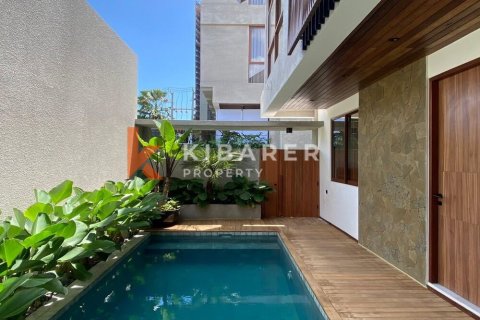 3 bedrooms Villa in Canggu, Badung, Indonesia No. 11840 3