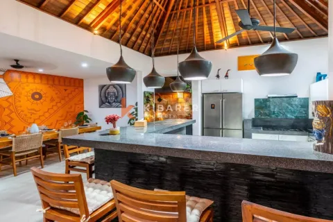 4 bedrooms Villa in Kerobokan, Badung, Indonesia No. 11835 5