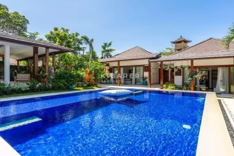 4 bedrooms Villa in Kerobokan, Badung, Indonesia No. 11835 19