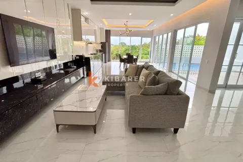 3 bedrooms Villa in Ungasan, Badung, Indonesia No. 12698 2