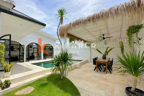3 bedrooms Villa in Canggu, Badung, Indonesia No. 12696