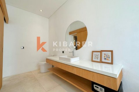 3 bedrooms Villa in Canggu, Badung, Indonesia No. 12696 25