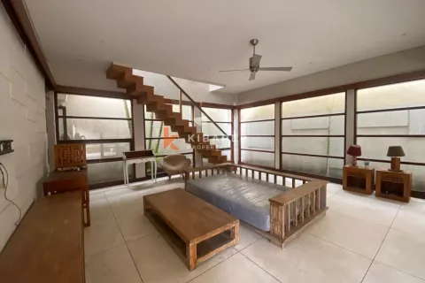 3 bedrooms Villa in Seminyak, Badung, Indonesia No. 12699 7