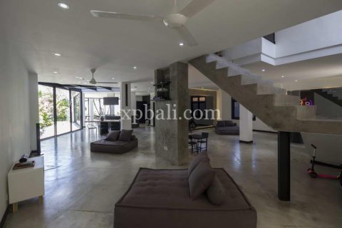 Вилла с 3 спальнями в Kerobokan, Бадунг,  № 9365 16