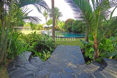 3 bedrooms Villa in Canggu, Badung,  No. 9367 11