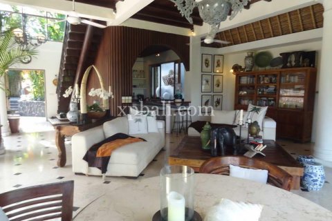 3 bedrooms Villa in Canggu, Badung,  No. 9367 7