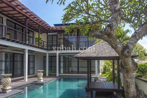 4 bedrooms Villa in Jimbaran, Badung,  No. 9366 10