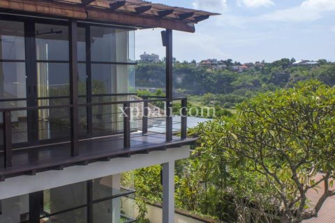4 bedrooms Villa in Jimbaran, Badung,  No. 9366 2