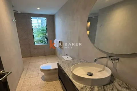 3 bedrooms Villa in Tibubeneng, Badung, Indonesia No. 12593 14