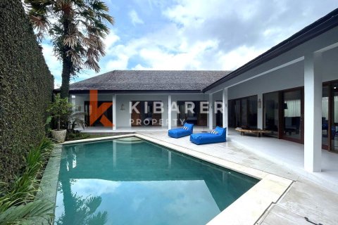 4 bedrooms Villa in Canggu, Badung, Indonesia No. 12590 2