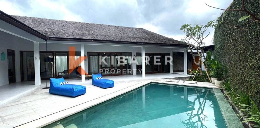 4 bedrooms Villa in Canggu, Badung, Indonesia No. 12590