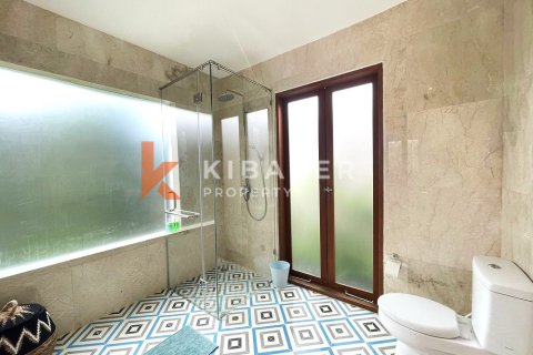 4 bedrooms Villa in Canggu, Badung, Indonesia No. 12590 17