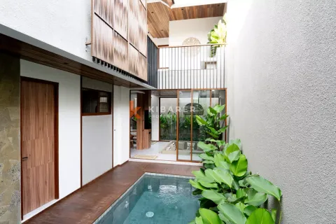 3 bedrooms Villa in Canggu, Badung, Indonesia No. 12591