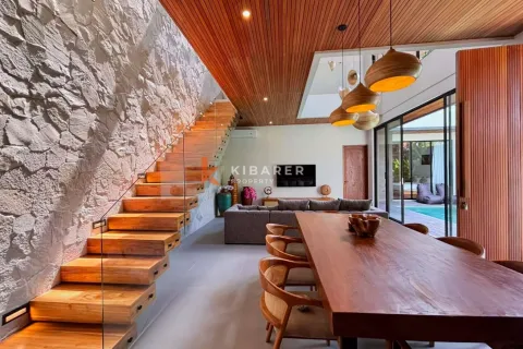 5 bedrooms Villa in Canggu, Badung, Indonesia No. 13218 2