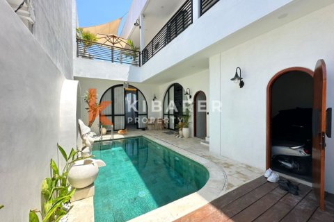 3 bedrooms Villa in Kerobokan, Badung, Indonesia No. 12685 4