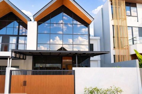 Вилла с 4 спальнями в Seminyak, Бадунг, Индонезия № 13605 7
