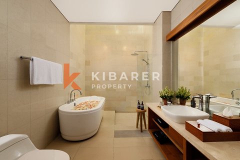 6 bedrooms Villa in Canggu, Badung, Indonesia No. 12664 13