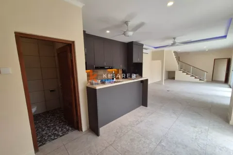 3 bedrooms Villa in Kerobokan, Badung, Indonesia No. 12666 3
