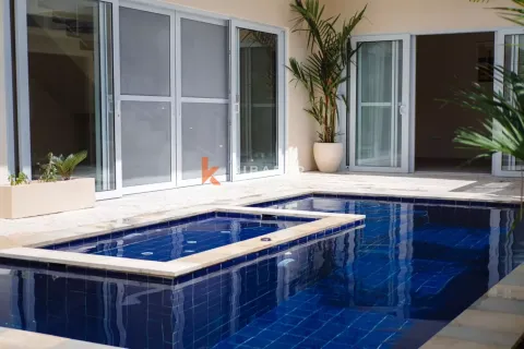 3 bedrooms Villa in Kerobokan, Badung, Indonesia No. 12666