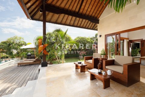3 bedrooms Villa in Canggu, Badung, Indonesia No. 12665 9