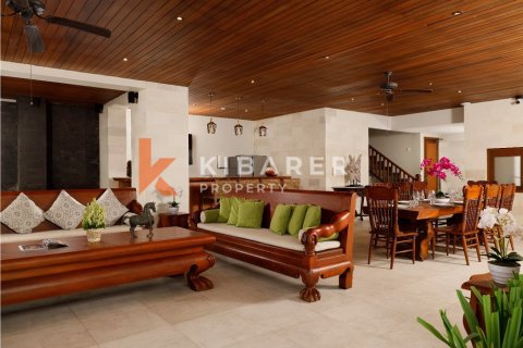 3 bedrooms Villa in Canggu, Badung, Indonesia No. 12665 2