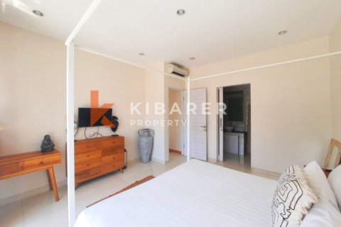 2 bedrooms Villa in Seminyak, Badung, Indonesia No. 12834 12