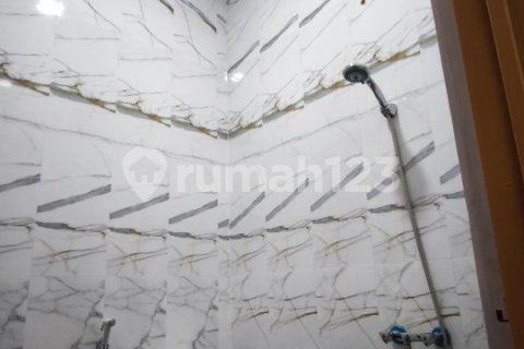 3 bedrooms House in Tangerang City, Indonesia No. 13414 24