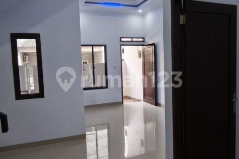 3 bedrooms House in Tangerang City, Indonesia No. 13414 11