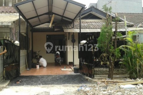 3 bedrooms House in Bekasi City, Indonesia No. 13416 2