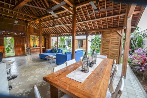4 bedrooms Villa in Seminyak, Badung, Indonesia No. 11674 11