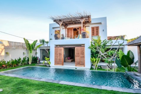4 bedrooms Villa in Seminyak, Badung, Indonesia No. 11674 5