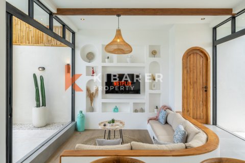3 bedrooms Villa in Tibubeneng, Badung, Indonesia No. 11849 8
