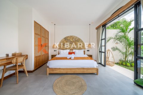 3 bedrooms Villa in Tibubeneng, Badung, Indonesia No. 11849 23