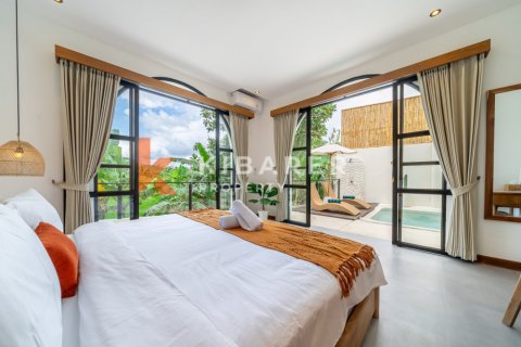 3 bedrooms Villa in Tibubeneng, Badung, Indonesia No. 11849 21