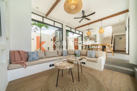 3 bedrooms Villa in Tibubeneng, Badung, Indonesia No. 11849 6