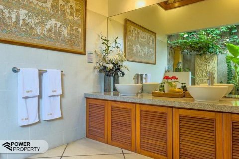 4 bedrooms Villa in Seminyak, Badung, Indonesia No. 8842 15