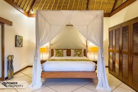 4 bedrooms Villa in Seminyak, Badung, Indonesia No. 8842 16