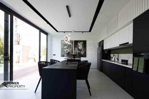 3 bedrooms Villa in Tabanan,  No. 8958 11