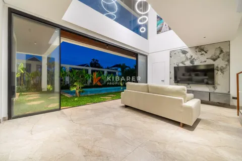 3 bedrooms Villa in Ubud, Gianyar, Indonesia No. 12165 4