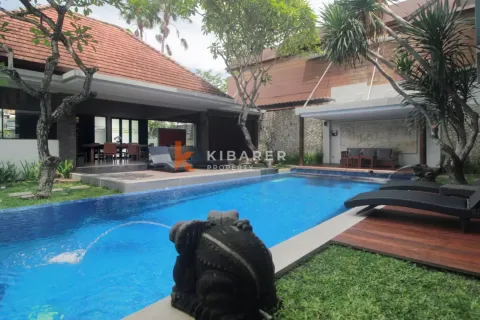 4 bedrooms Villa in Kerobokan, Badung, Indonesia No. 12163 4