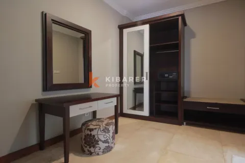 4 bedrooms Villa in Kerobokan, Badung, Indonesia No. 12163 14