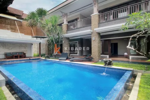 4 bedrooms Villa in Kerobokan, Badung, Indonesia No. 12163 6
